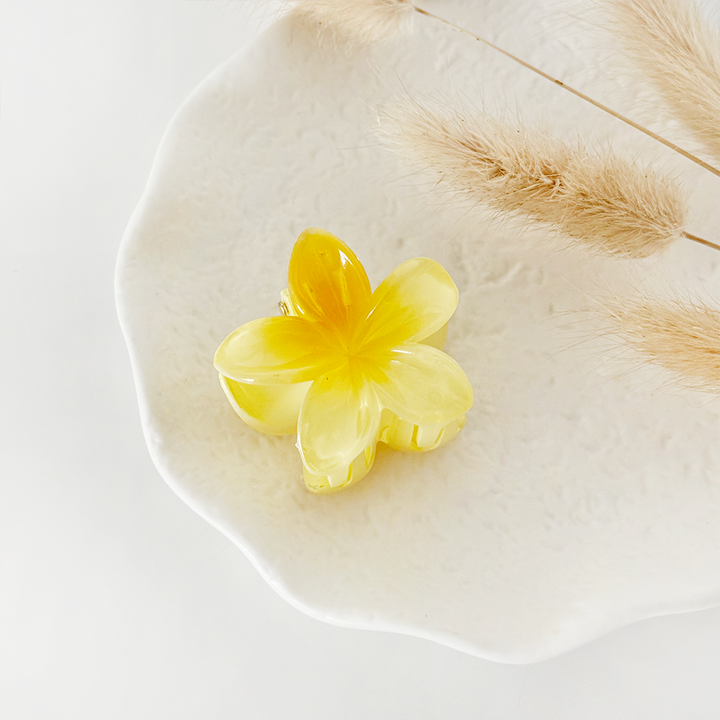 Mini Tropical Flower Claw Clip - Butter Yellow