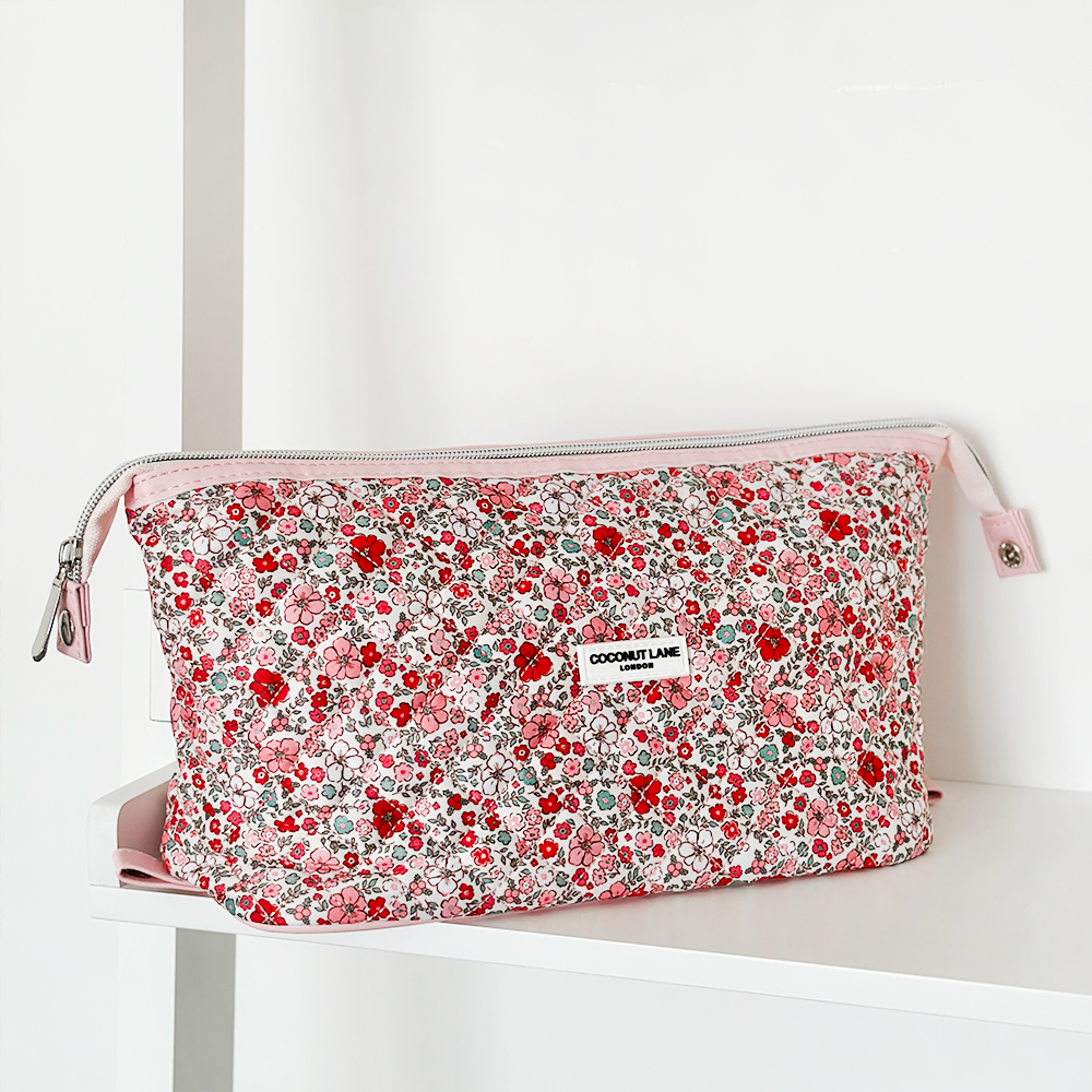 Magic Lifestyle Pouch - Quilted Cute Flowers