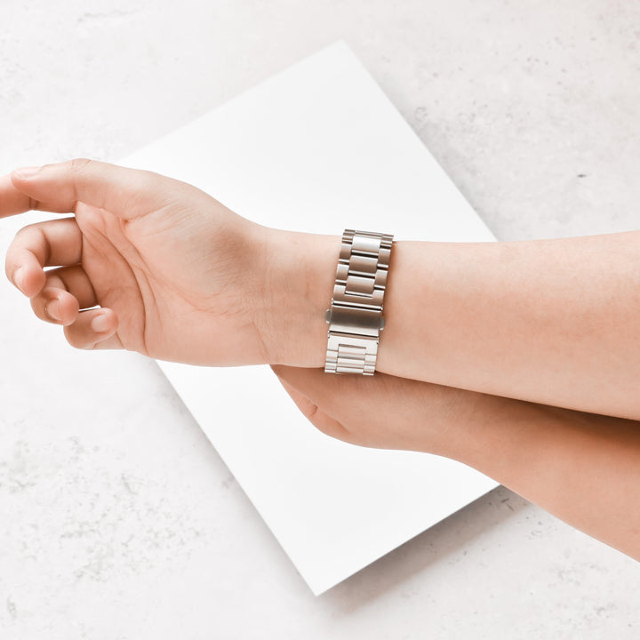 Fitbit Strap - Stainless Steel - Silver